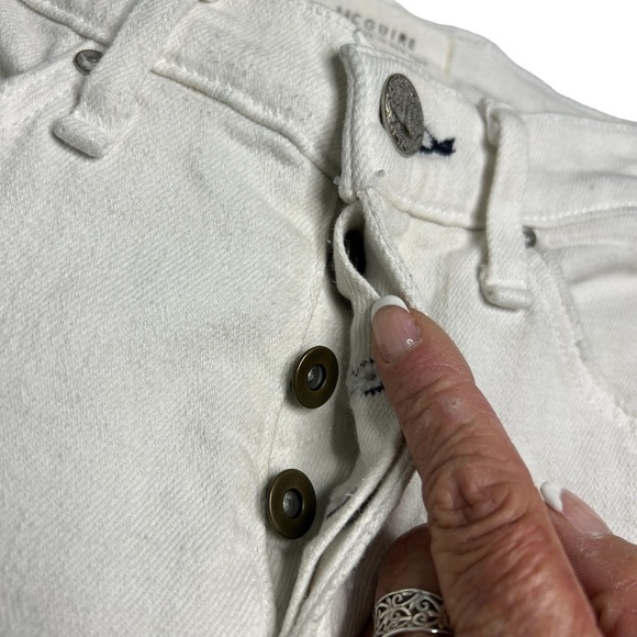 McGuire LA Distressed Mid Rise Straight Leg Jeans Sz 26 - Picture 8 of 16